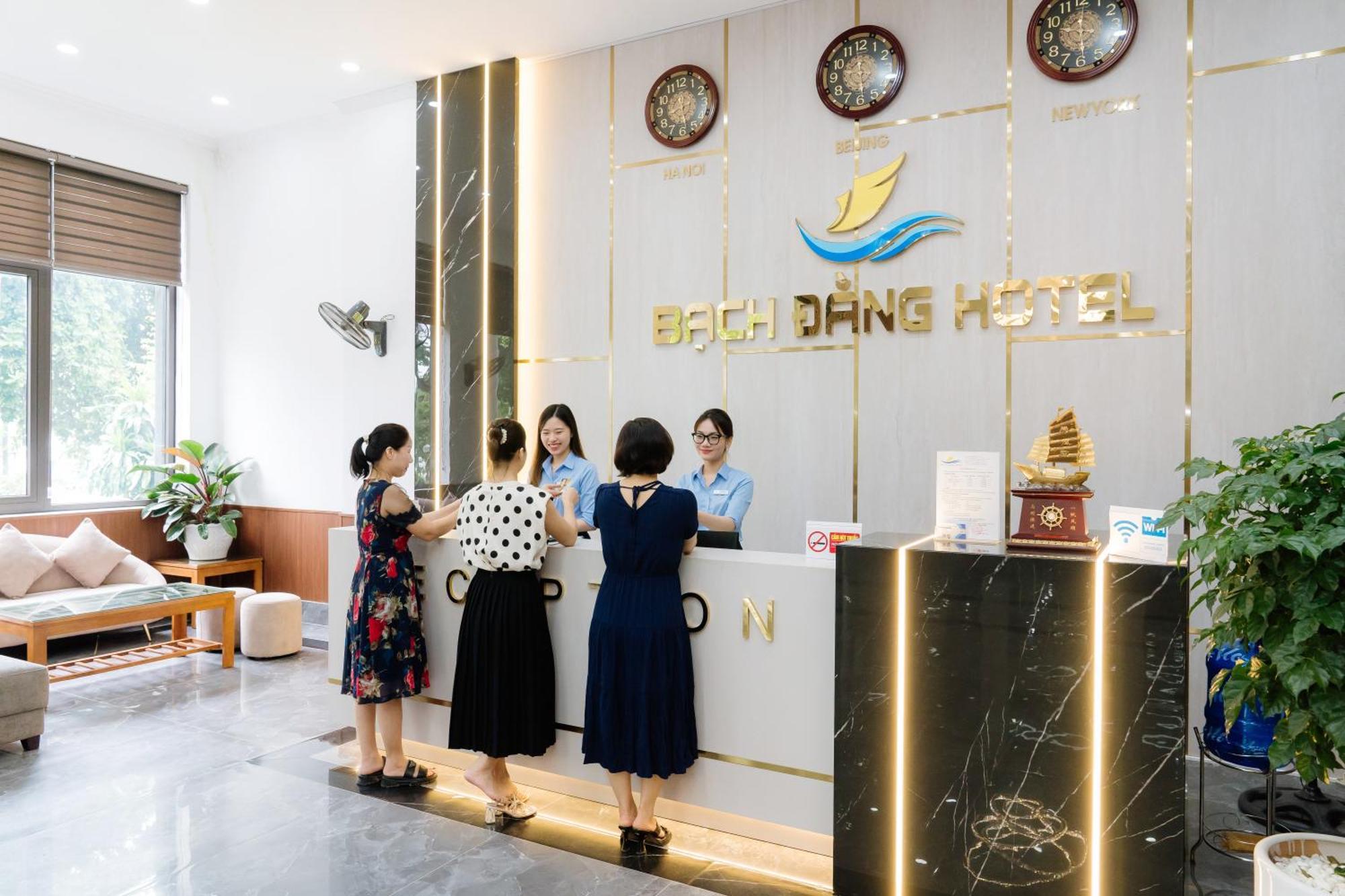 Bach Dang Ha Long Hotel エクステリア 写真